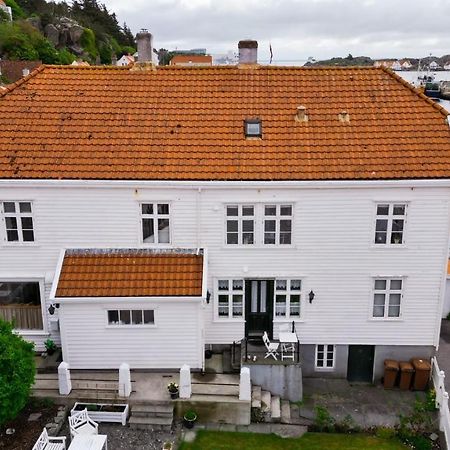 Gamle Apoteket I Gamle Skudeneshavn Lägenhet Exteriör bild