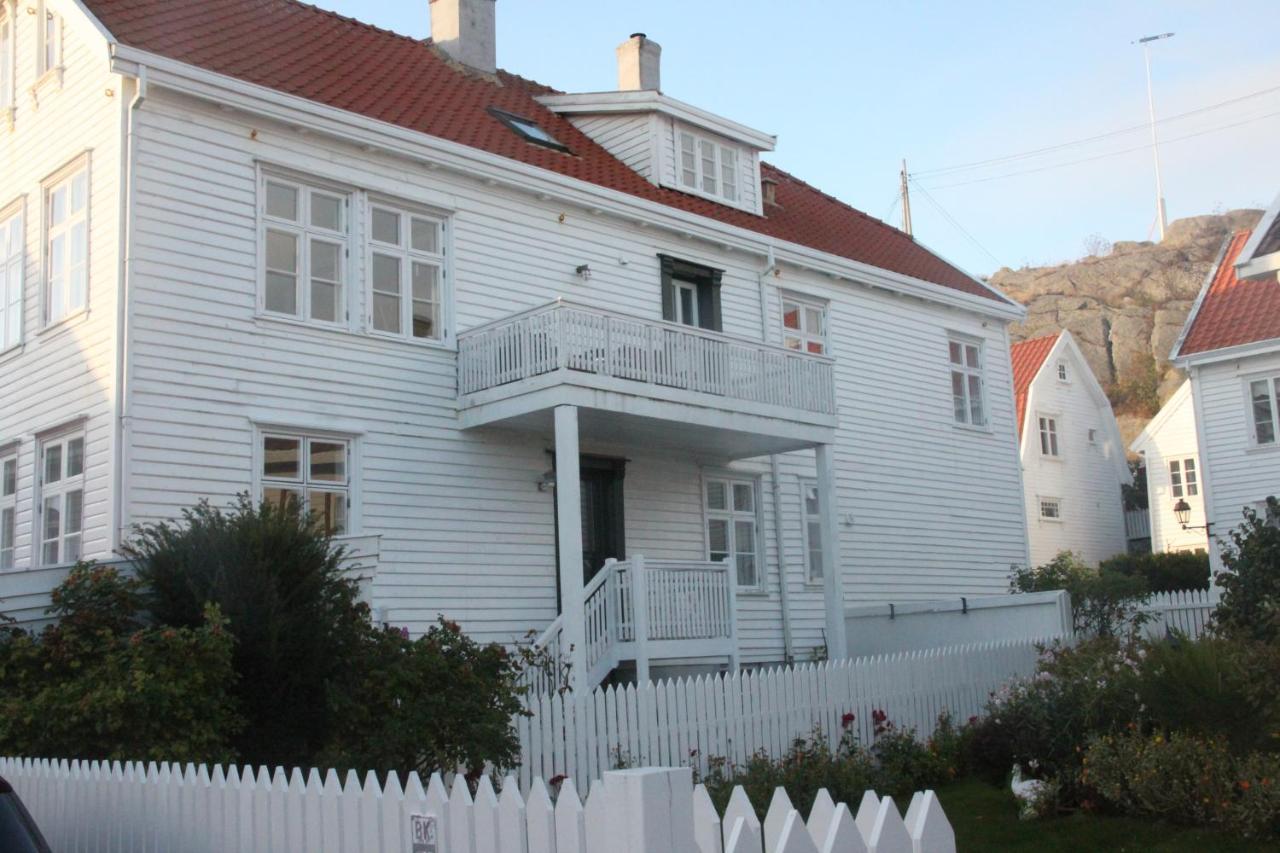 Gamle Apoteket I Gamle Skudeneshavn Lägenhet Exteriör bild